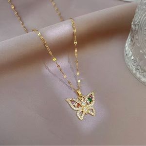 Luxurious Gold Plated Butterfly Necklace (new) 😍